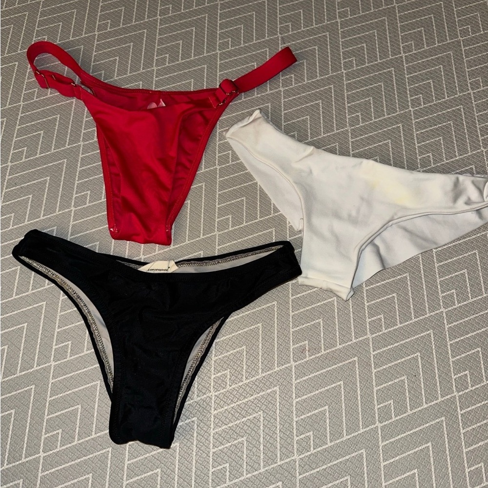 Bikini Bottoms bundle size M